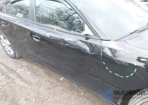 2016 Dodge Charger Sxt z USA, uszkodzony, nr VIN 2C3CDXJG5GH140898